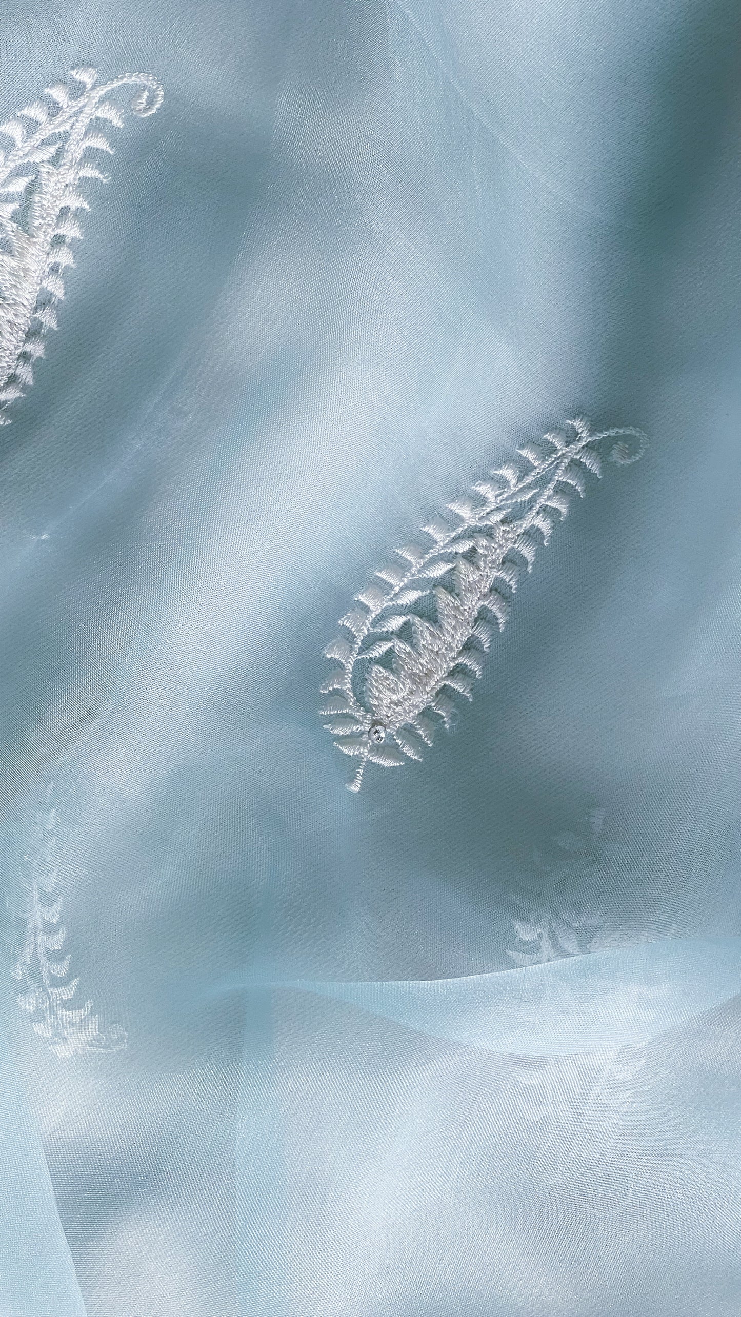 Vaaste - Whispering Blue