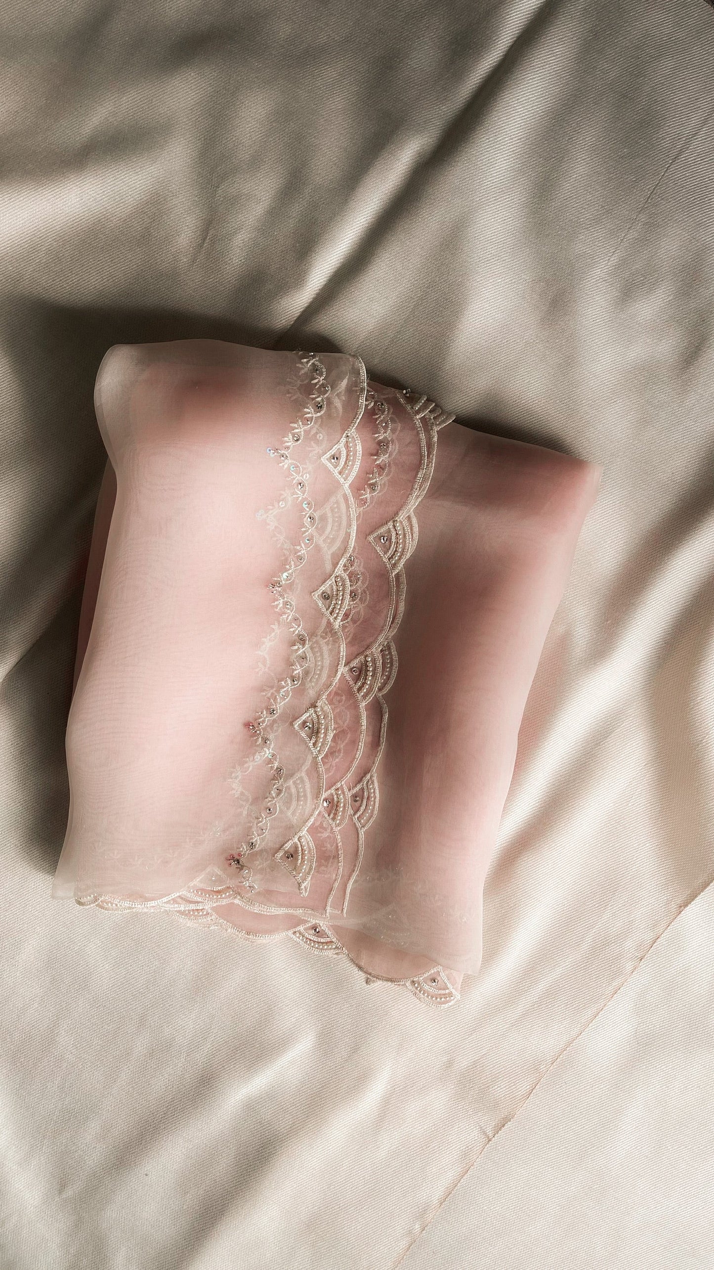 Vaaste - Pearl Blush