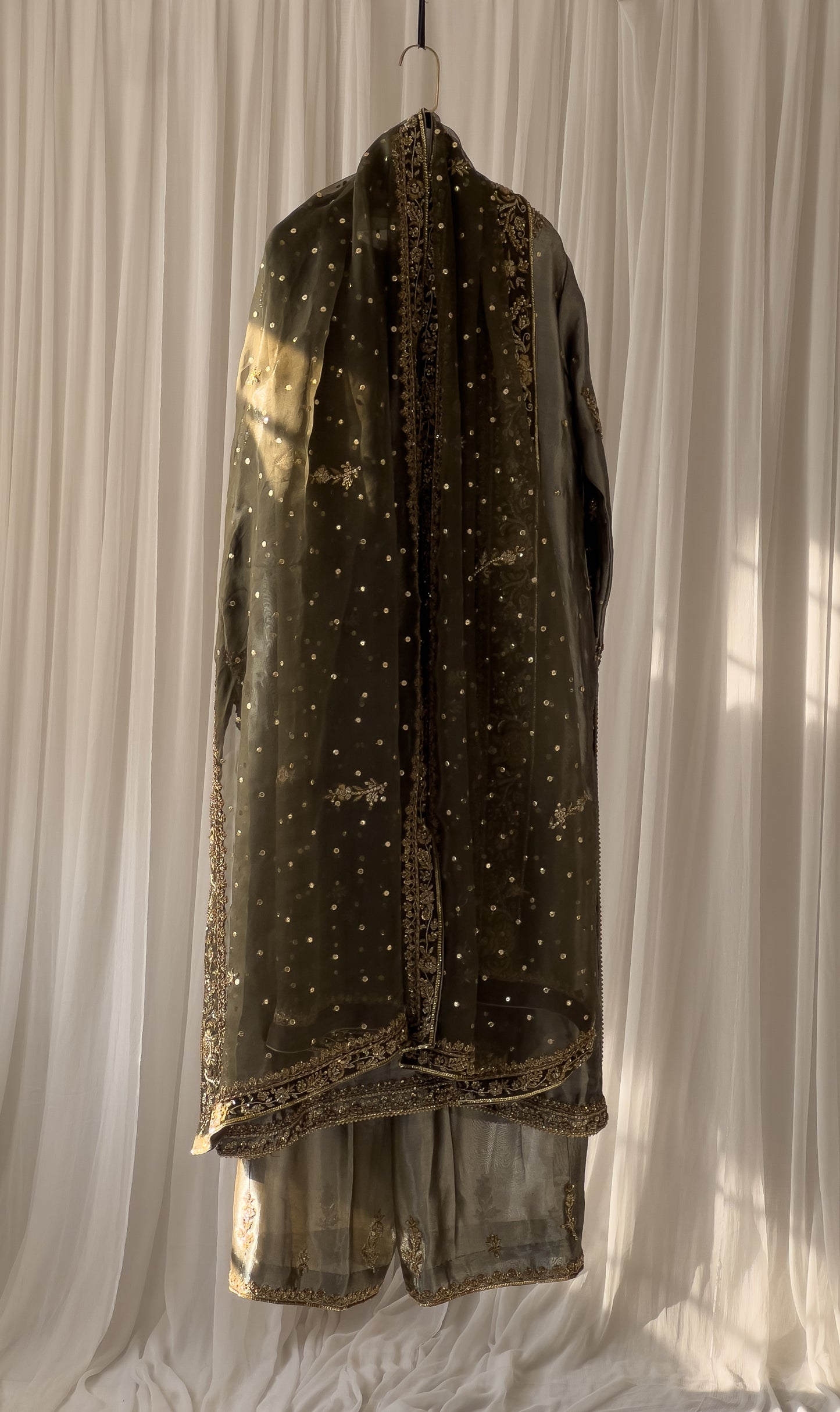 Chaand Bibi - Dull Silver