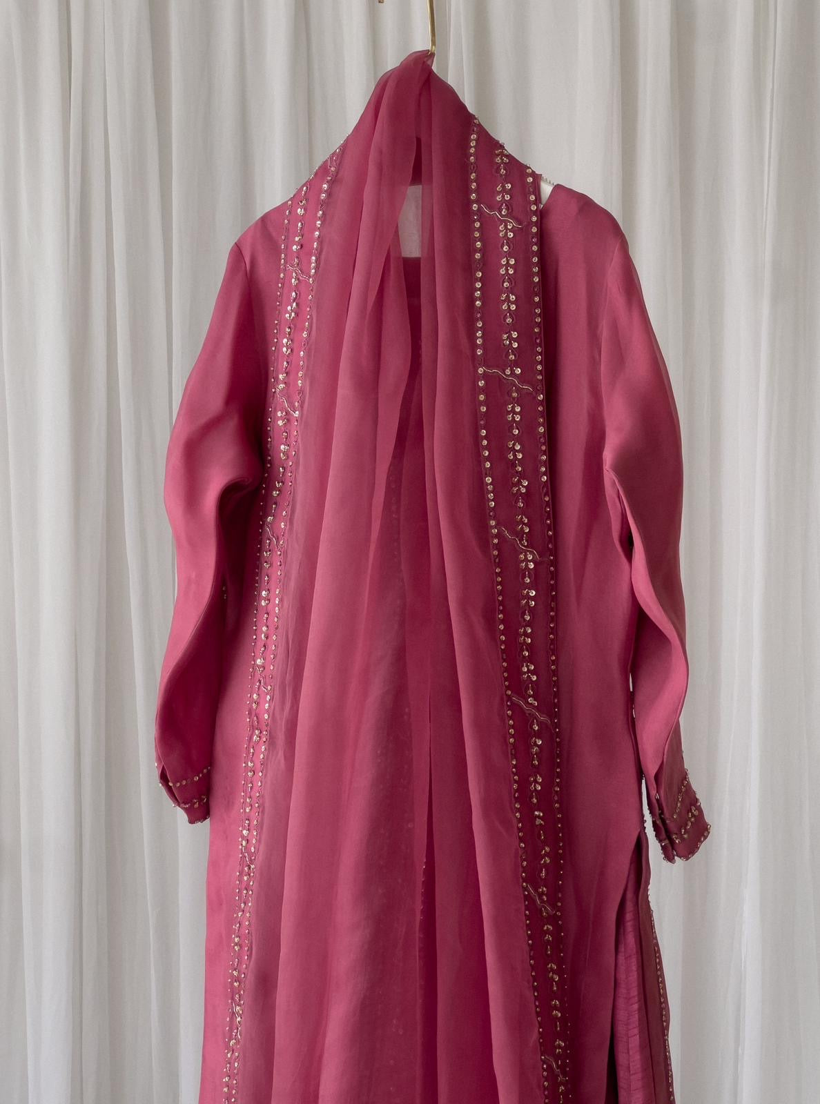 Formal Edit - Malaga