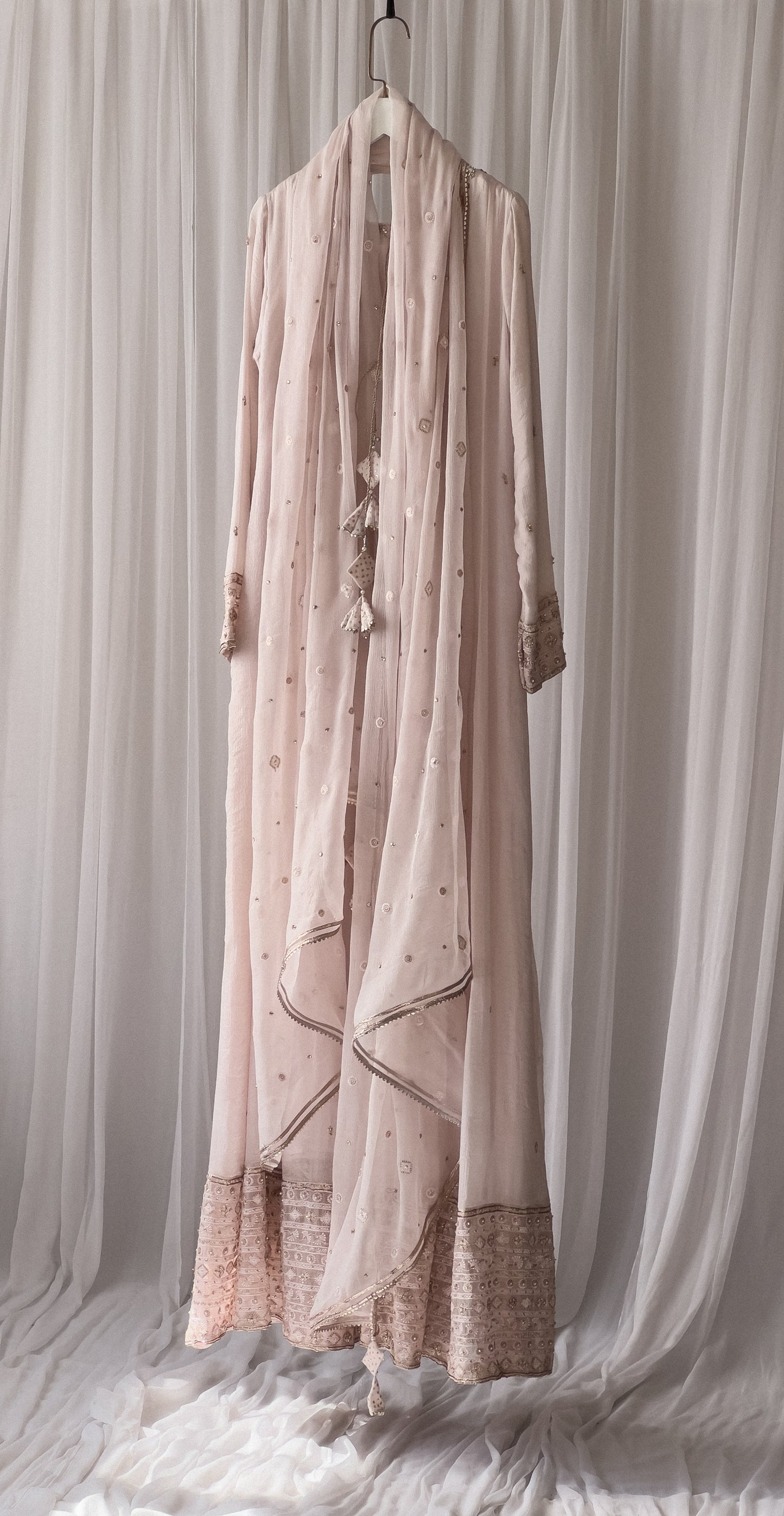 Dariyaa Dilii - Bridal Blush