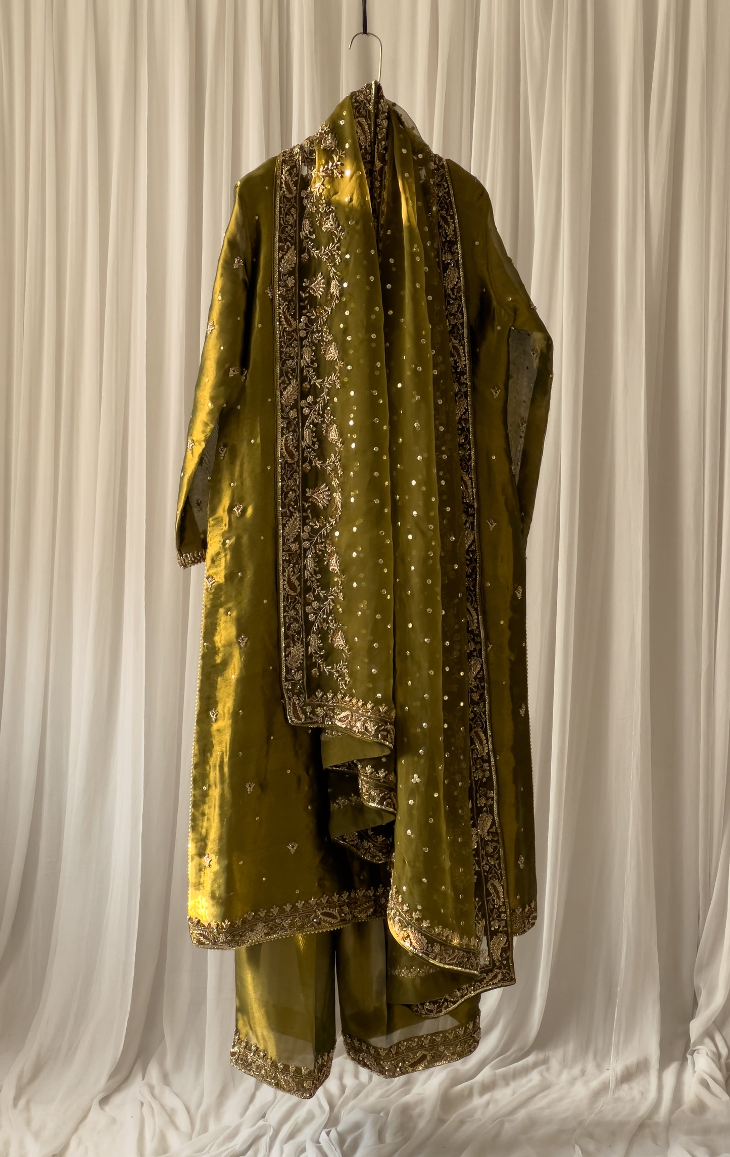 Chaand Bibi - Deep Olive