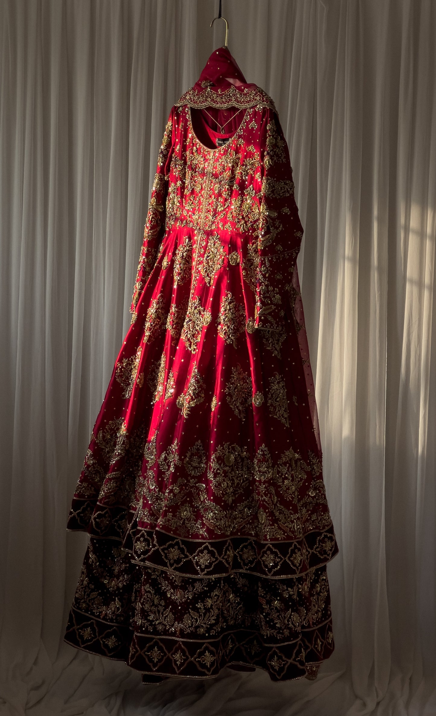 Heena - Deep Red
