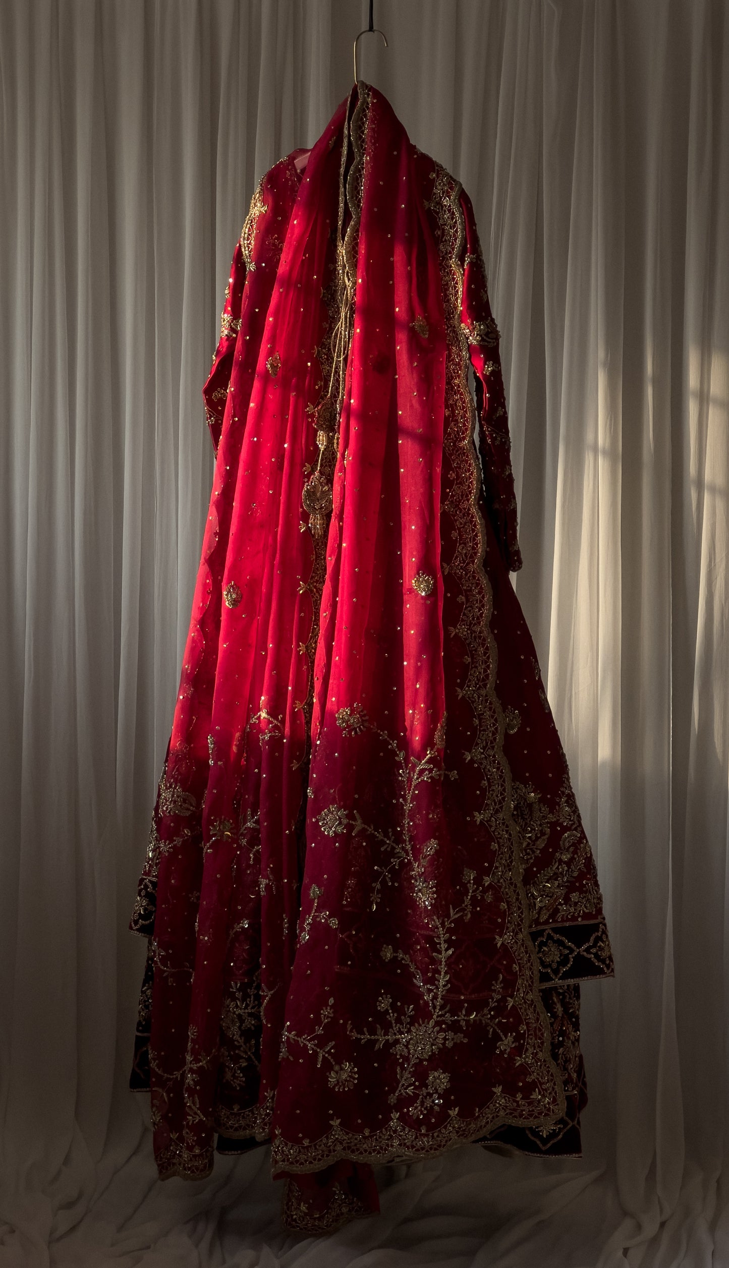 Heena - Deep Red