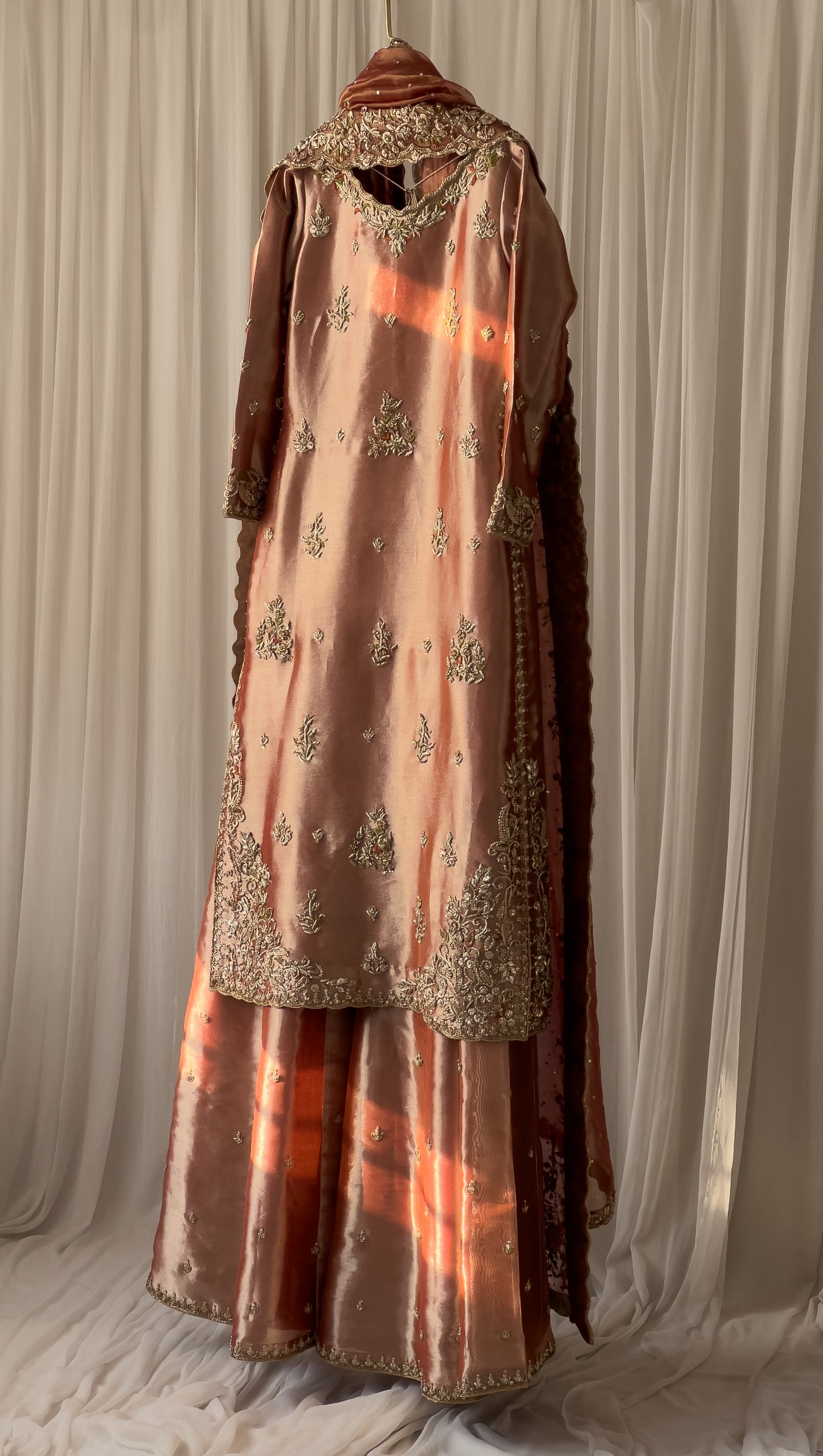 Khuld - Metallic Peach