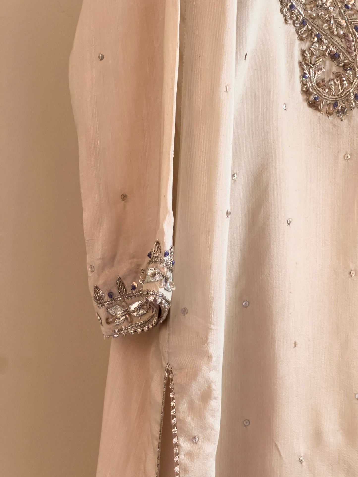 Hazuri Bagh - Bleached Sand