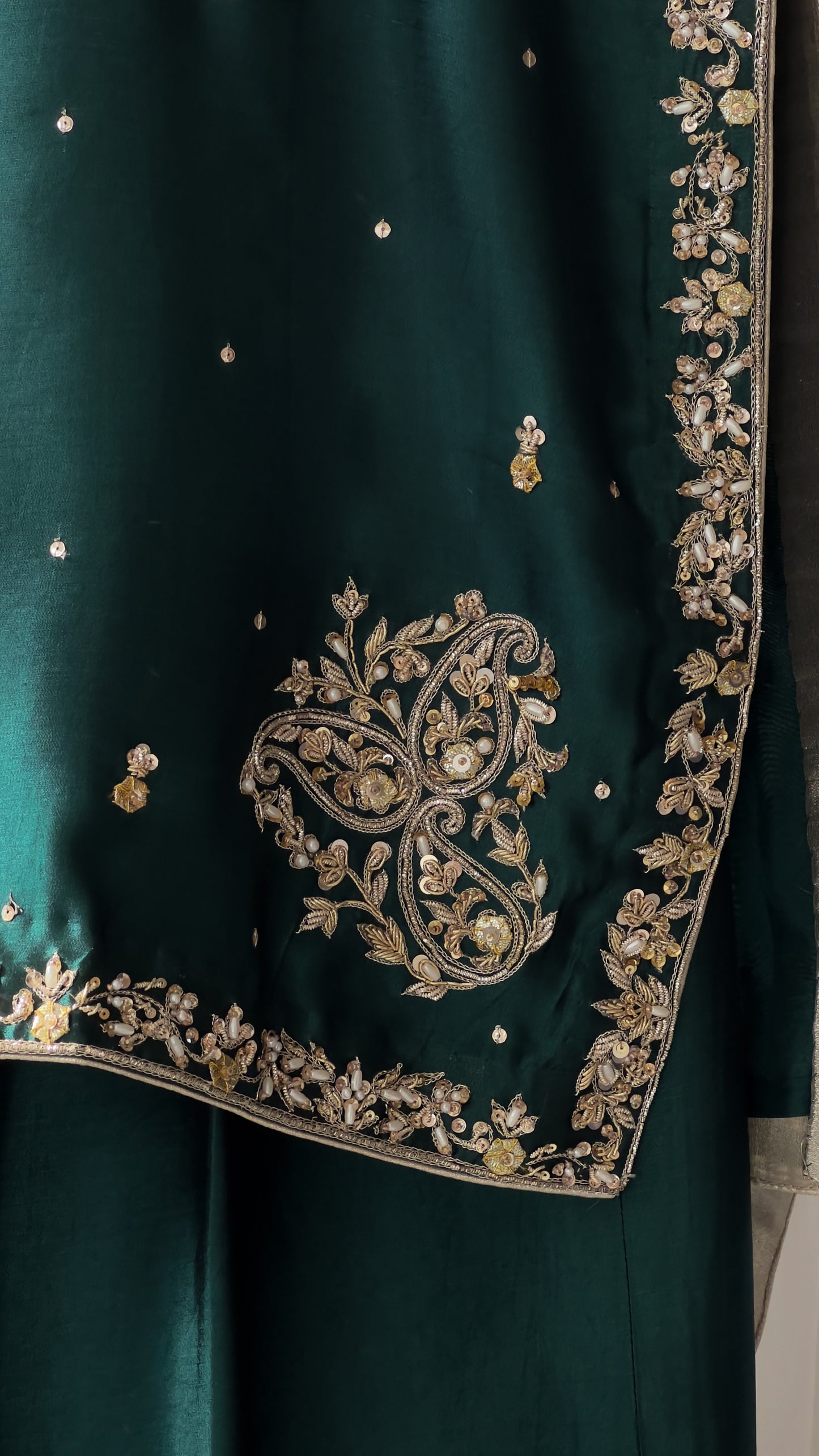 Parneet - Deep Emerald