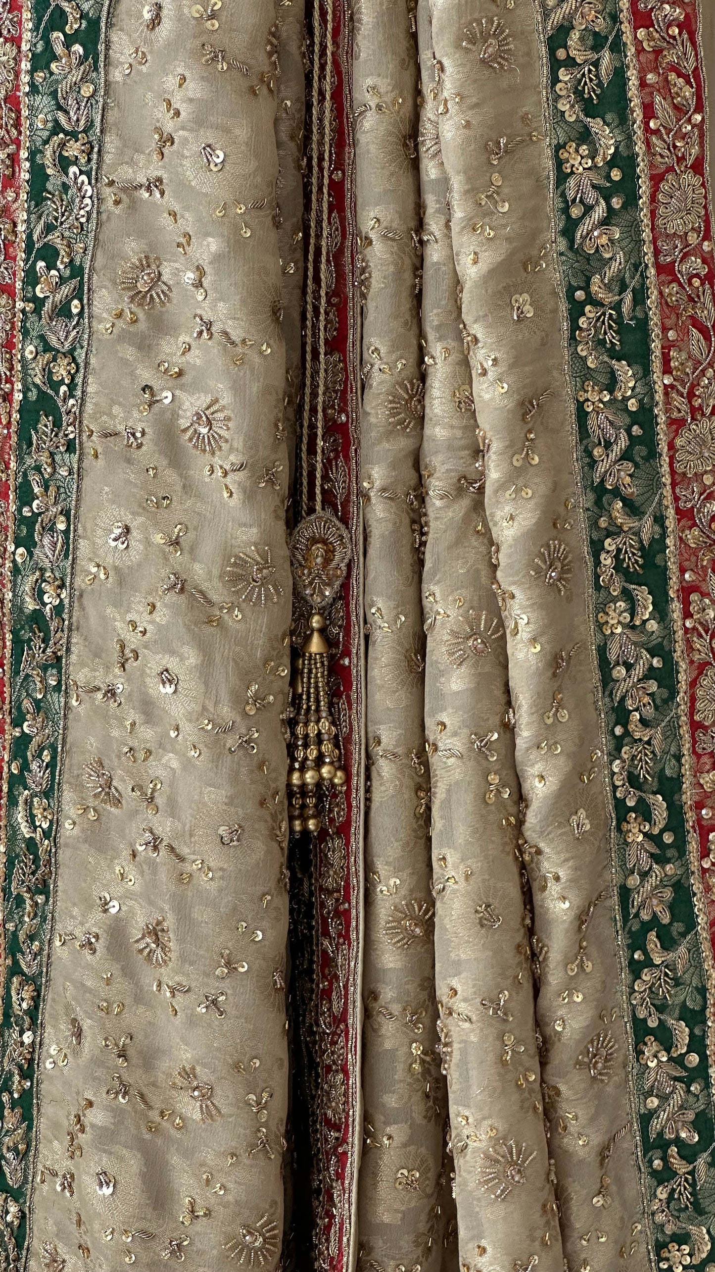 Anoshia - Champagne Gold